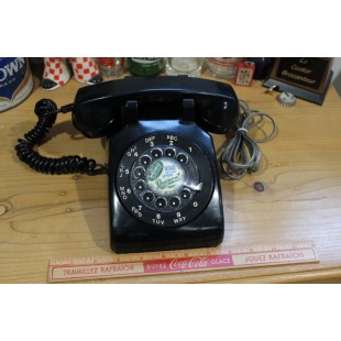 Téléphone à cadrant noir