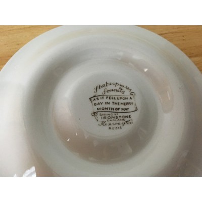 Tasse et soucoupe Antique