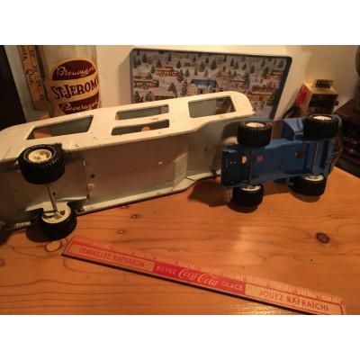 Camion transporteur