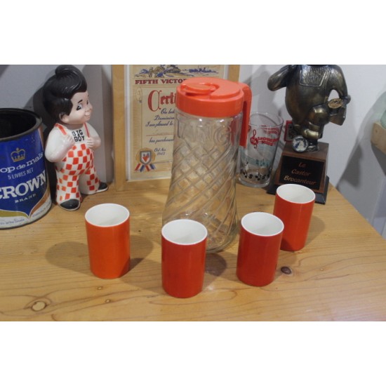 Ensemble pot à jus et quatre verres