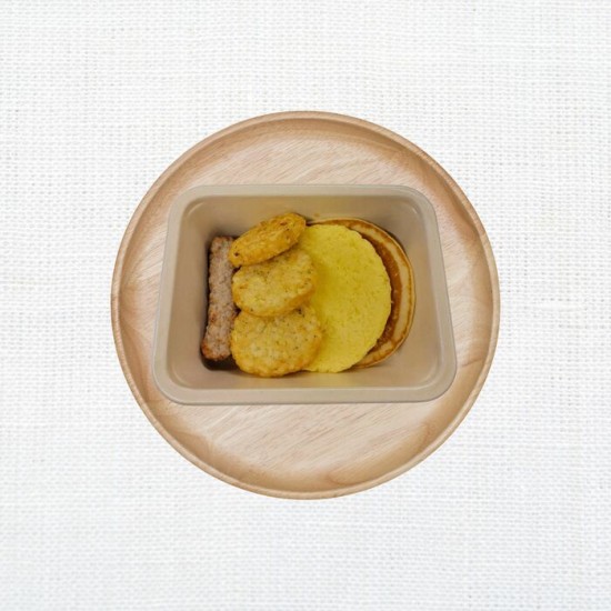 Assiette déjeuner, omelette, crêpe, saucisses et pomme de terre - 4 FÉVRIER 2025