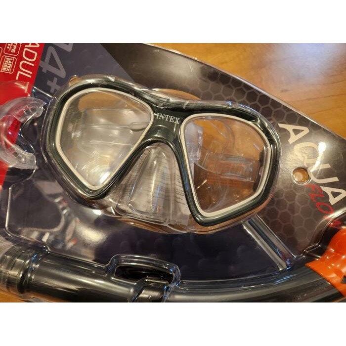 Ensemble masque et tuba de plongée Intex Aqua Flow adulte 14 ans+ | Snorkeling, plongée en apnée, piscine et plage Ensemble masque et tuba de plongée Intex Aqua Flow adulte 14 ans+ | Snorkeling, plongée en apnée, piscine et plage