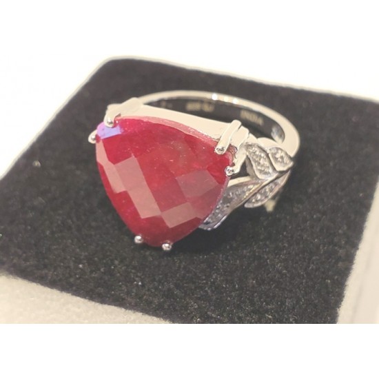 Bague pour femme avec gros Rubis