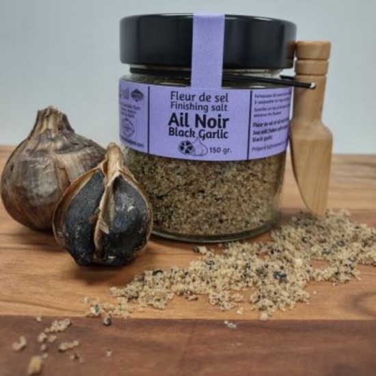 Fleur de sel à l'ail noir avec pelle -150g 