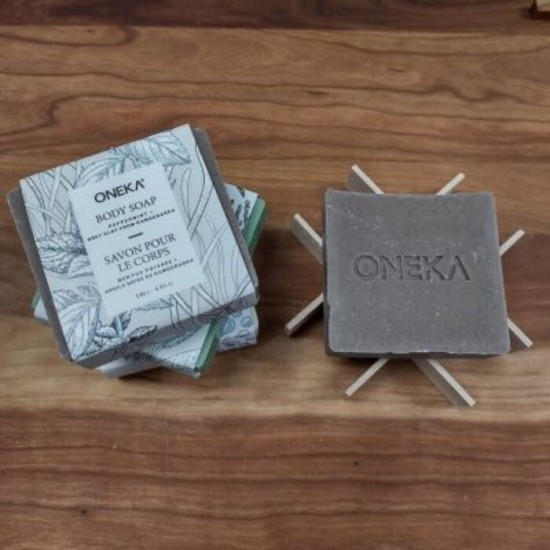 Savon pour le corps Oneka - menthe poivré &argile de Kamouraska 140g