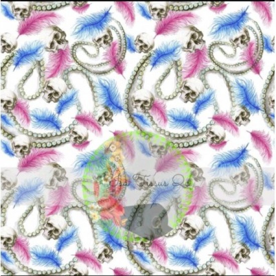 Mousseline de Coton / Selection Isa tissus Qc / Skulls, crânes, plumes roses et bleues, perles, fond blanc