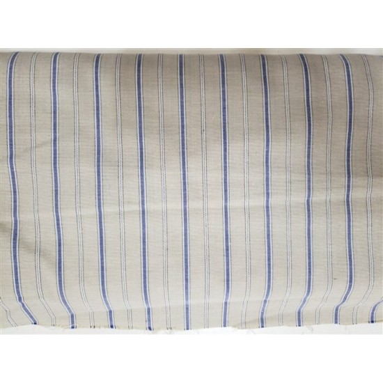 POLYESTER A MOTIF