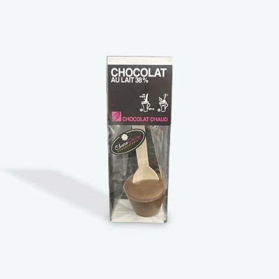 Cuillère au chocolat chaud au lait