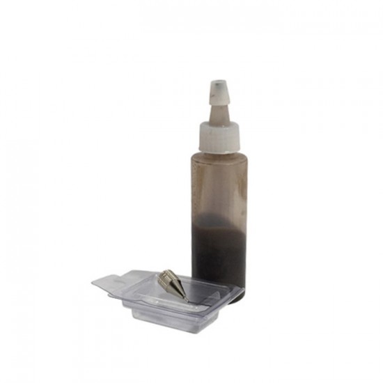 Plume minerve avec bouteille et peinture