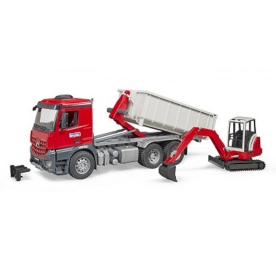CAMION BENNE AVEC MINI EXCAVATRICE