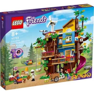 FRIENDS CABANE DE L'AMITIE DANS L'ARBRE