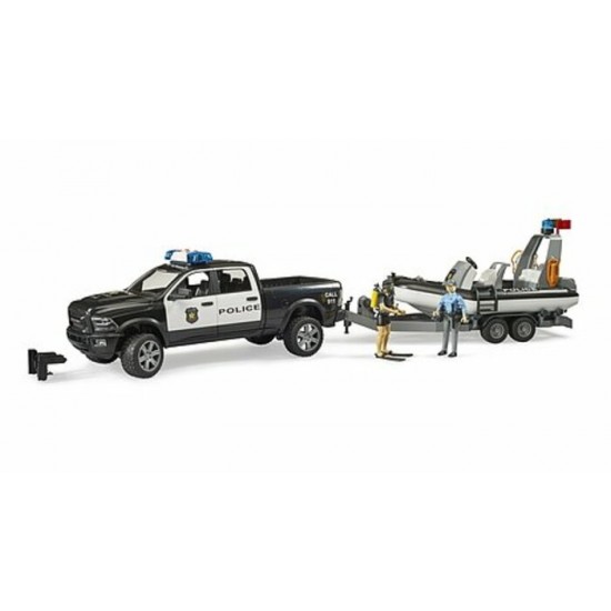 PICK UP POLICE AVEC BATEAU