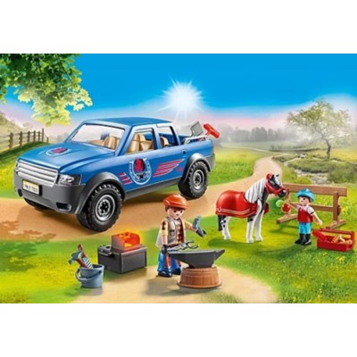 COUNTRY MARECHAL FERRANT ET VEHICULE