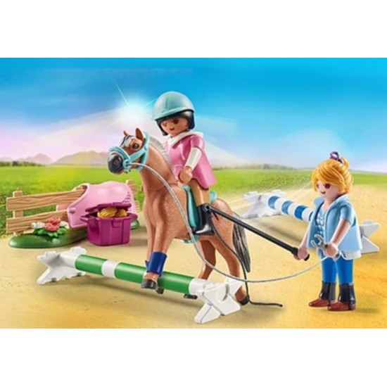 COUNTRY CAVALIERE ET MONITRICE