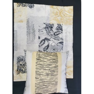 Douillette simple + 1 cache-oreiller + 1 coussin...