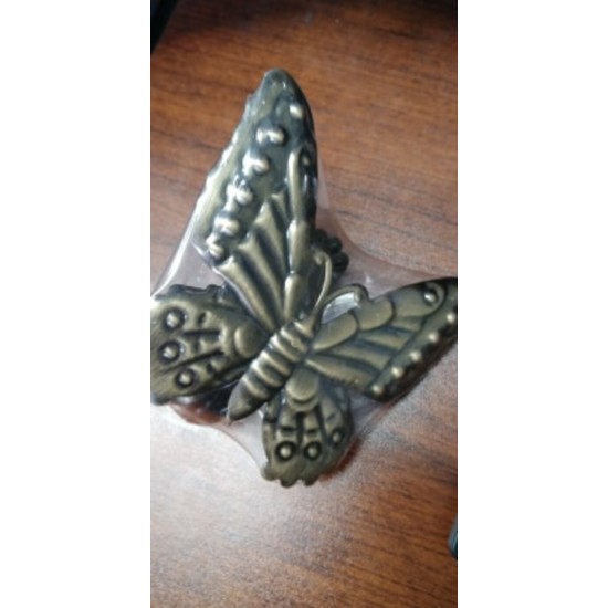 Pince à rideau-  Papillon or antique