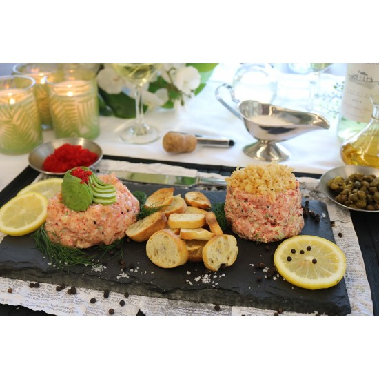 tartare de saumon ou au mélange saumon frais et...