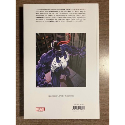 ULTIMATE SPIDER-MAN TOME 03: VENOM - COLLECTION MARVEL POCKET -  PANINI COMICS (2024)