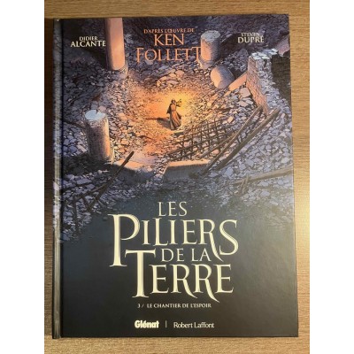 LES PILIERS DE LA TERRE TOME 03: LE CHANTIER DE...