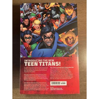 TEEN TITANS BY GEOFF JOHNS COMPENDIUM ONE - DC COMICS (2026)