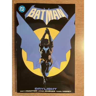 BATMAN (2025) TP VOL. 01: DAYLIGHT  -  DC COMICS...