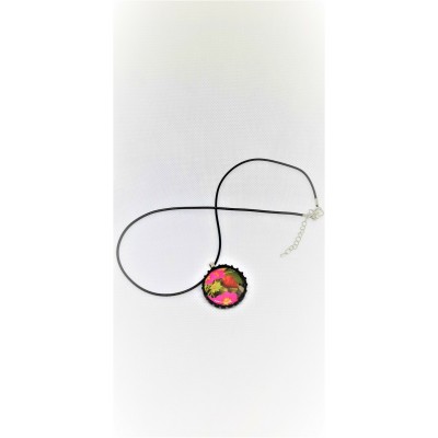 Collier SYMBOLE- fraisier en fleurs