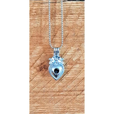 Collier INSPIRE-breloque coeur en fleurs