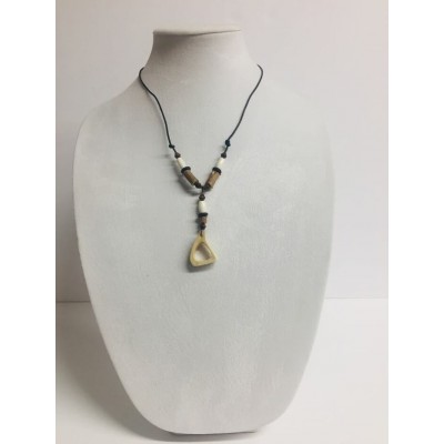 Collier amérindien avec os d'ours authentique