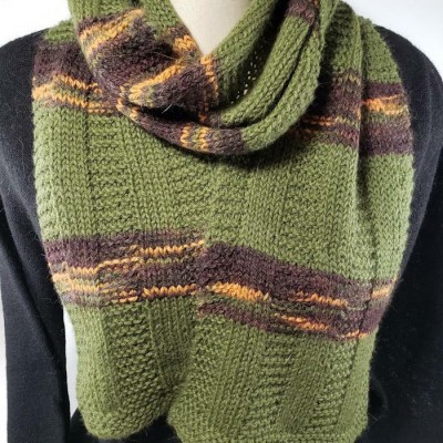 Foulard vert - rayures orange et prune