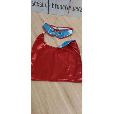 Cape & Masque Rouge