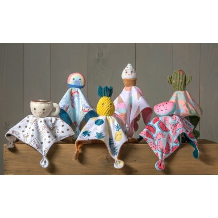 Petite Doudou café latte Mary Meyer avec broderie personnalisée Petite Doudou café latte Mary Meyer avec broderie personnalisée