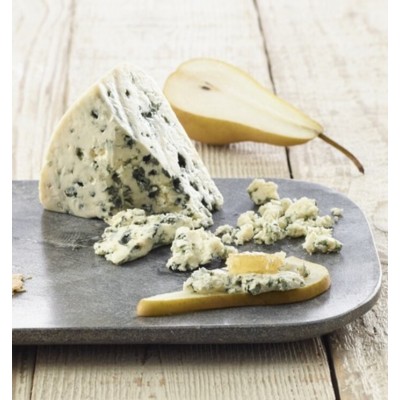 Fromage bleu nervuré en meule Gorgonzola /...