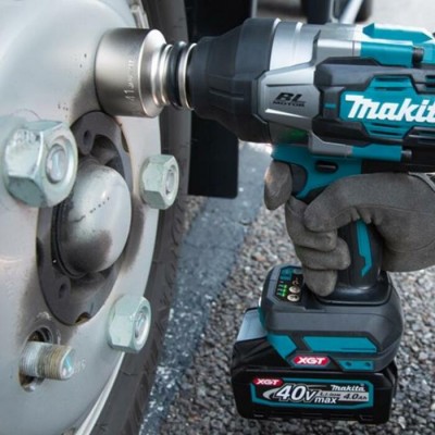 TW001GZ / Makita TW001GZ XGT 40V Max Li-Ion Brushless 3/4" Impact Wrench