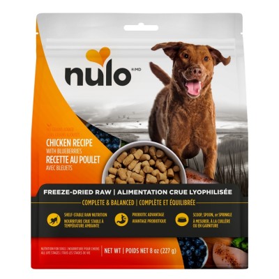 Nulo Freeze-Dried Raw Chicken and Blueberries pour...