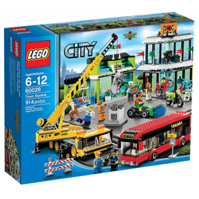 LEGO CITY La place de la ville 2013