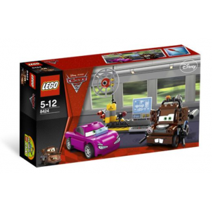 LEGO CARS  La base des espions 2011