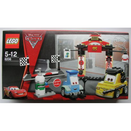 LEGO CARS  Tokio pit stop 2011