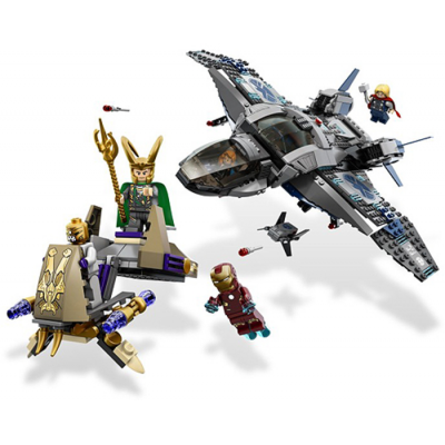 LEGO SUPER HEROES Combat aérien en Quinjet  2012