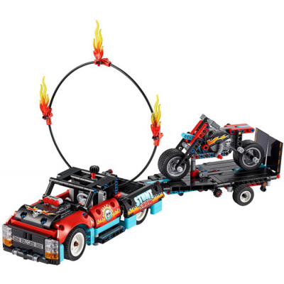 LEGO TECHNIC Le spectacle de cascades du camion et de la moto 2020