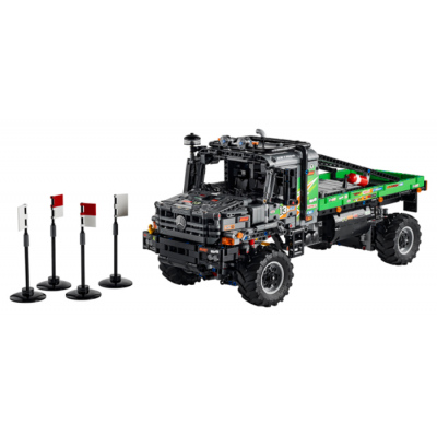 LEGO TECHNIC Le camion d’essai 4x4 Mercedes-Benz Zetros 2021