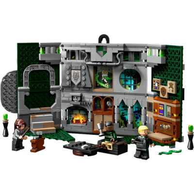 LEGO Harry Potter La bannière de la maison Serpentard 2023