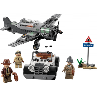 LEGO Indiana Jones™ La poursuite en avion de chasse 2023