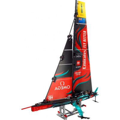 LEGO TECHNIC Le yacht Emirates Team New Zealand AC75 2024