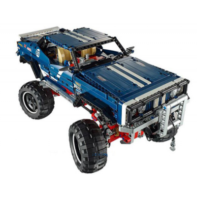 LEGO TECHNIC Crawler exclusif 4x4 2013