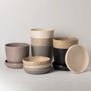 Pots 4 po fini pierre faits de matières...