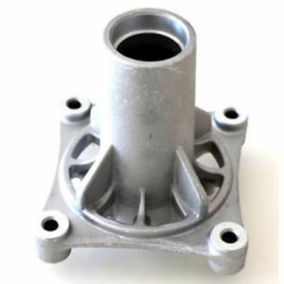 Hub assemblé pour tablier de coupe 4  boulons  pour tracteur à pelouse